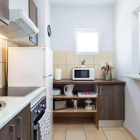 Apartment Paradise *